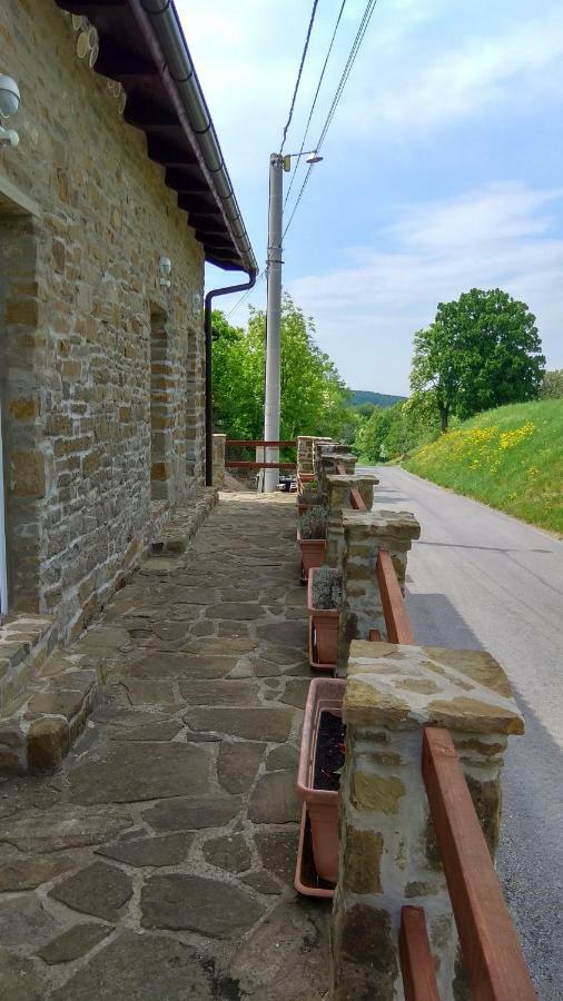 Apartmaji Suhorje Bagian luar foto