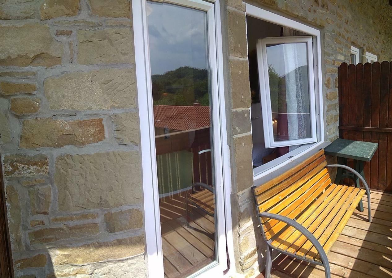 Apartmaji Suhorje Bagian luar foto