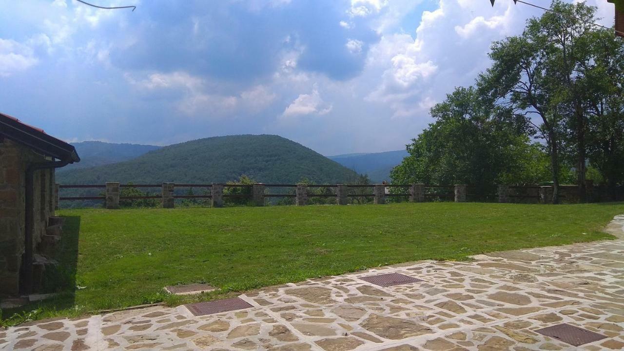 Apartmaji Suhorje Bagian luar foto